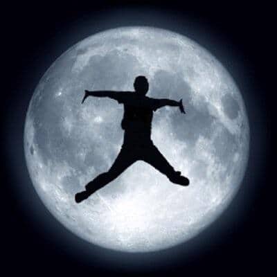 ManOnTheMoon 